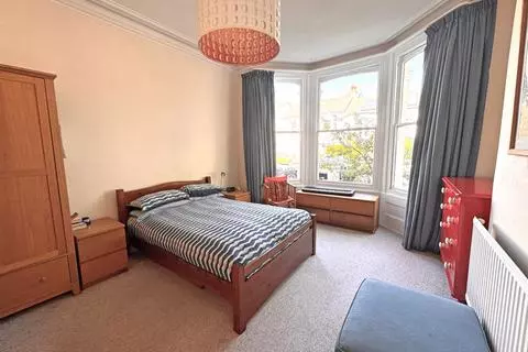 2 bedroom flat for sale - Изглед 5