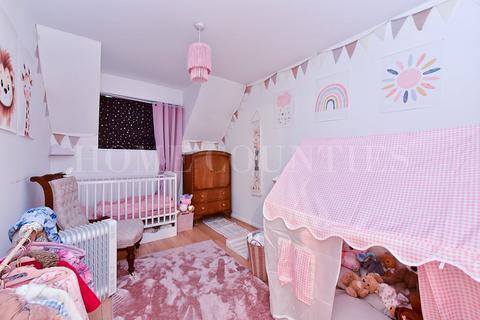 undefined, Wyllyotts Close, Potters Bar, EN6