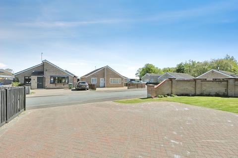 2 bedroom detached bungalow for sale, Walnut Close, Foulden
