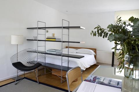 Studio for sale, Rampayne Street, London, SW1V