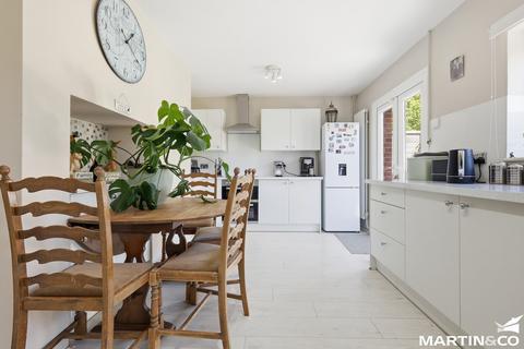 3 bedroom cottage for sale, Lordship Road, Writtle