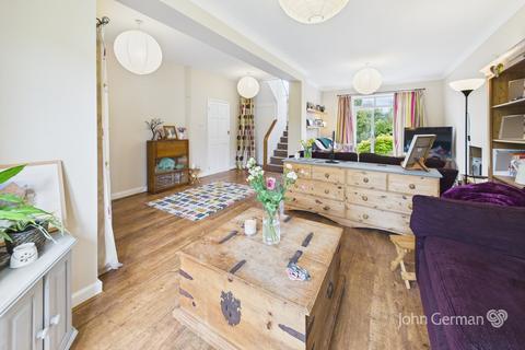 5 bedroom detached house for sale, Mountfields Drive, Loughborough