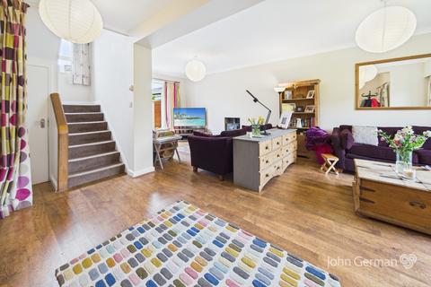 5 bedroom detached house for sale, Mountfields Drive, Loughborough