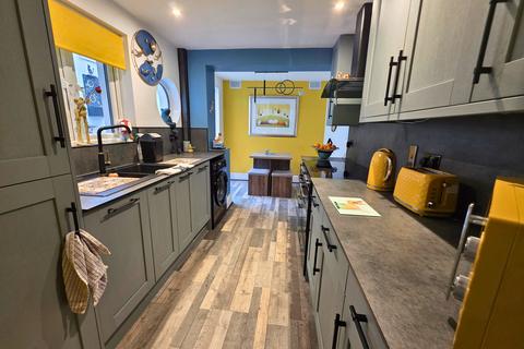 2 bedroom terraced house for sale, Weston Road, Weymouth