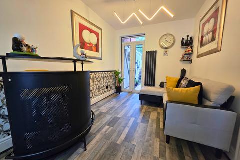 2 bedroom terraced house for sale, Weston Road, Weymouth