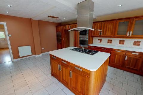 4 bedroom semi-detached house for sale, Ashfield Drive, Bradford BD9