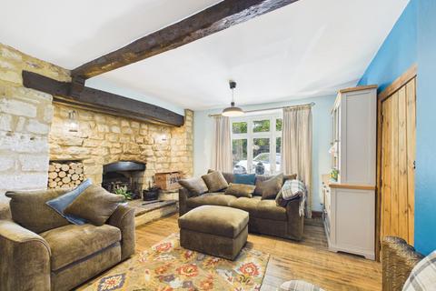 3 bedroom cottage for sale, Little Street, Rushden, NN10