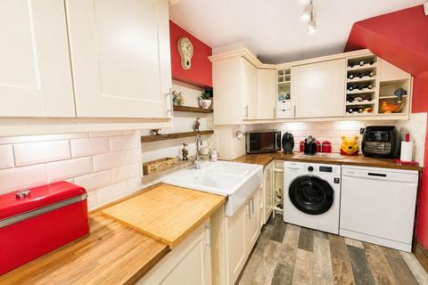 3 bedroom barn conversion for sale, Blackmires, Queensbury, Bradford