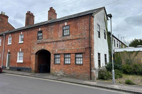 undefined, Magpie Mews, Devizes