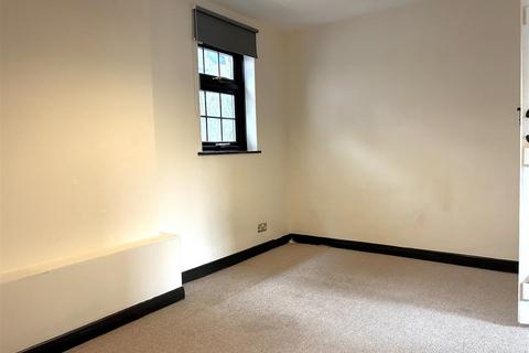undefined, Magpie Mews, Devizes
