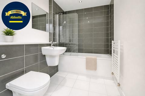 2 bedroom apartment to rent, Century Tower, Chelmsford, CM2