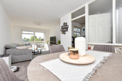 Chanctonbury Gardens, Sutton SM2