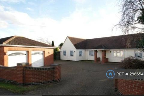 1 bedroom in a house share to rent, Crane Way, Cranfield, Bedford, MK43