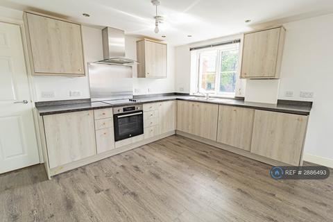 2 bedroom flat to rent, Hagley Road, Stourbridge, DY8