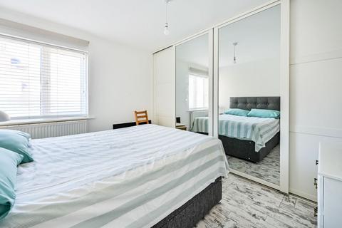 1 bedroom flat for sale, Freshcliffe House East, Guildford, GU2