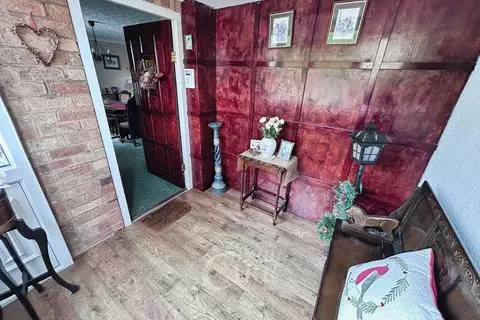 House in Birmingham, West Midlands - View 4