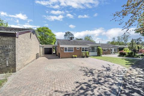 4 bedroom detached bungalow for sale, Woodland Close, Risby