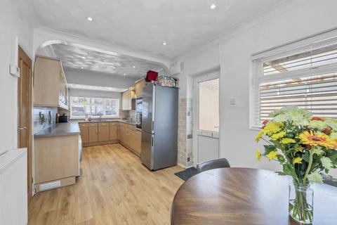 4 bedroom detached bungalow for sale, Woodland Close, Risby