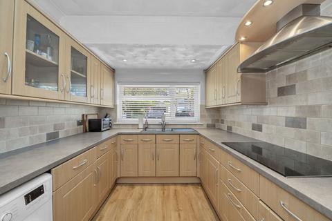 4 bedroom detached bungalow for sale, Woodland Close, Risby