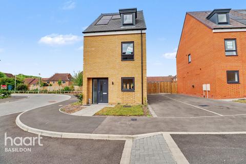 3 bedroom detached house for sale, Ghyllgrove Close, Essex