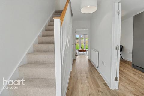 3 bedroom detached house for sale, Ghyllgrove Close, Essex