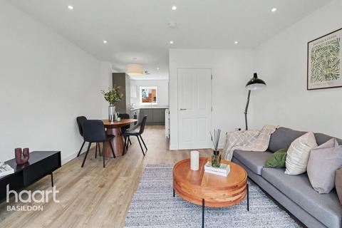 3 bedroom detached house for sale, Ghyllgrove Close, Essex