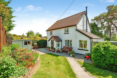 4 bedroom cottage for sale, Church Road, Copthorne, Crawley