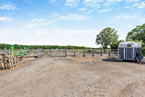 4 bedroom equestrian property for sale, Weare Street, Ockley
