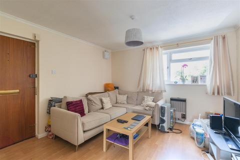 1 bedroom maisonette to rent, River Leys, Swindon Village