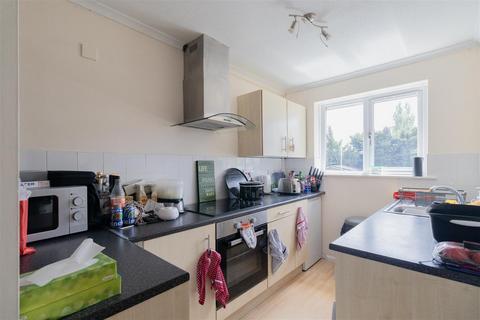 1 bedroom maisonette to rent, River Leys, Swindon Village