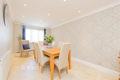 4 bedroom detached house for sale, Swallow Rise, Chatham ME5