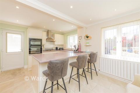4 bedroom detached house for sale, Swallow Rise, Chatham ME5