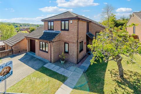 4 bedroom detached house for sale, Swallow Rise, Chatham ME5