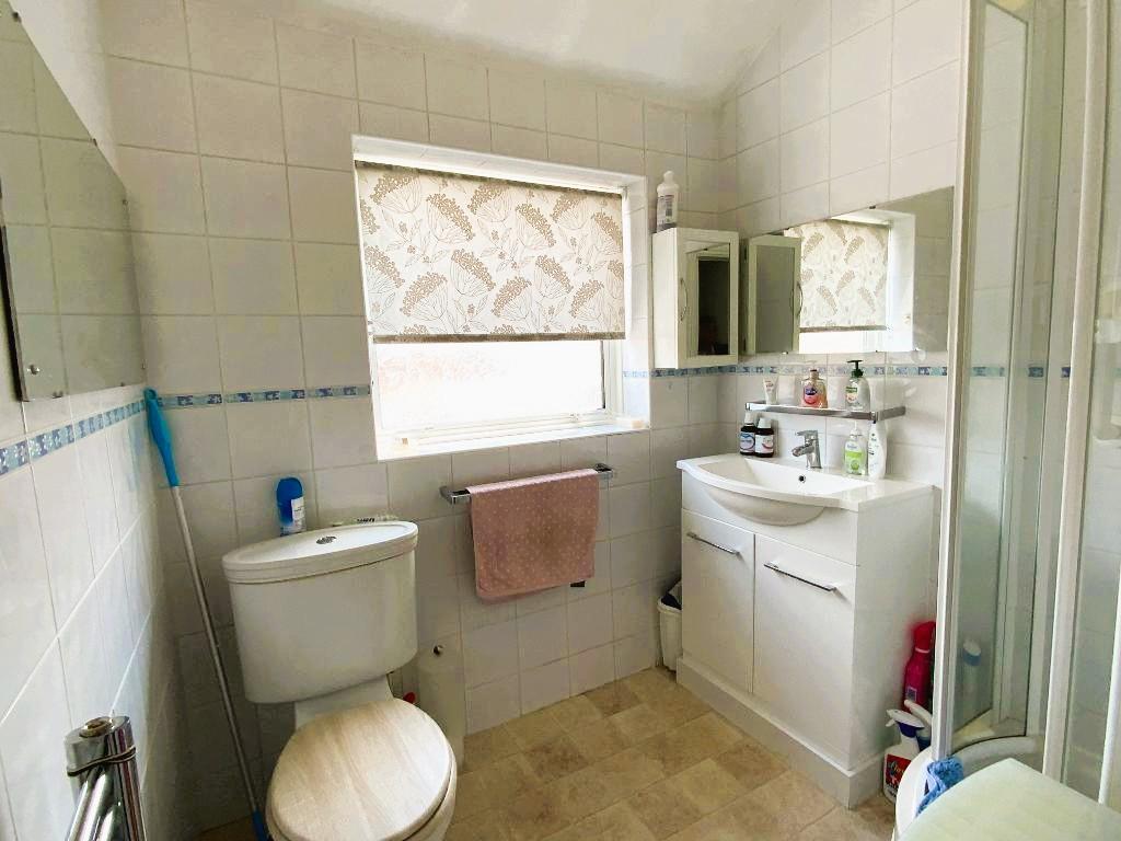 First floor shower room