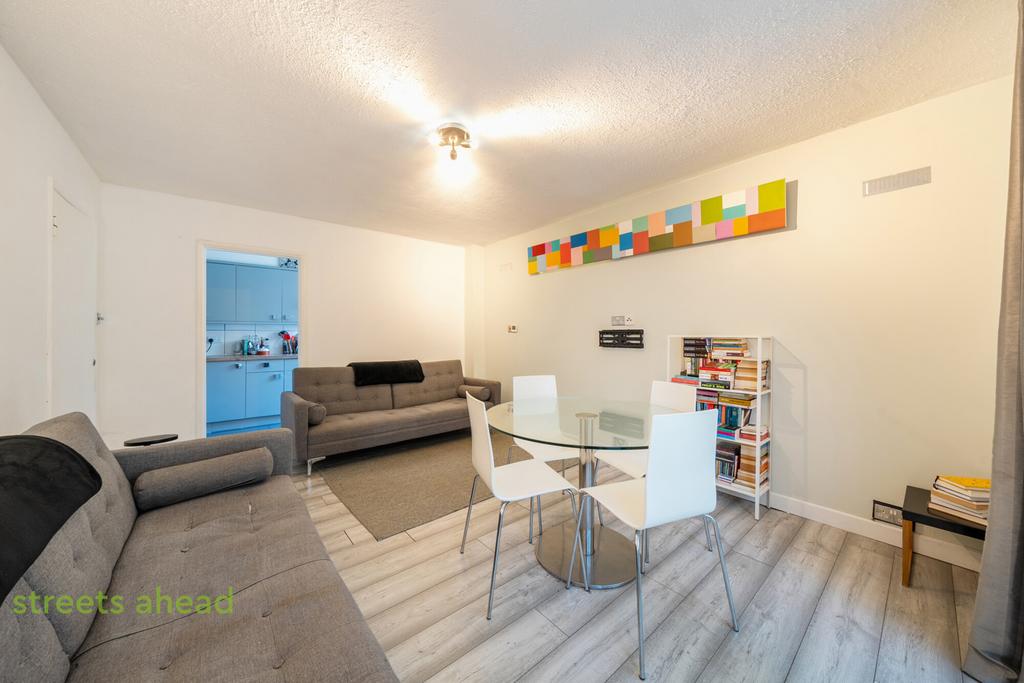 Apartment in London - View 4