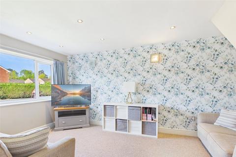 4 bedroom detached house to rent, Roman Way, Ross-On-Wye, Herefordshire, HR9