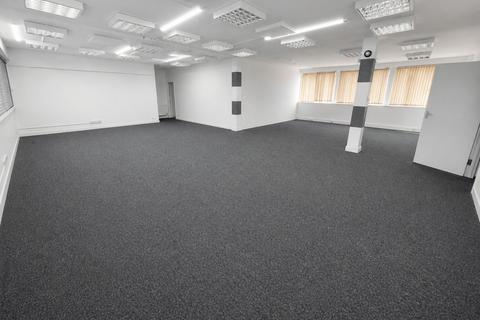 Warehouse to rent, Plymouth Grove Manchester M13 0AF