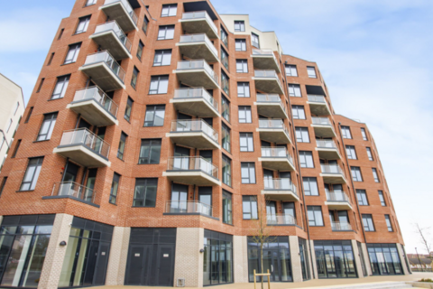 2 bedroom flat for sale, Plot G1-04-08 at Wharf Twenty One, Brighton Road BN43