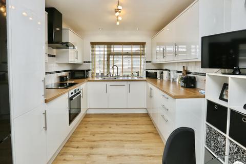 3 bedroom detached bungalow for sale, Firtree Way, Southampton, SO19
