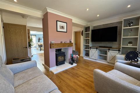 4 bedroom semi-detached house for sale, Milford