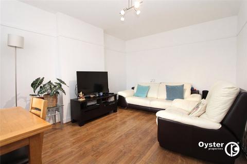 2 bedroom flat to rent, Canons Park Close, Edgware, HA8
