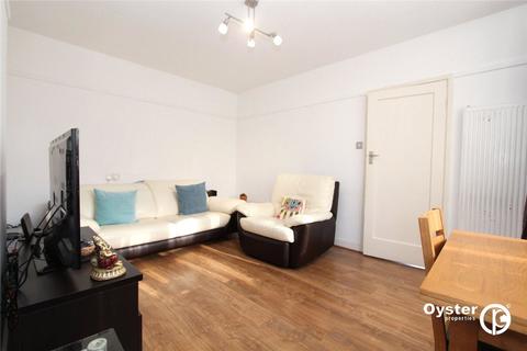 2 bedroom flat to rent, Canons Park Close, Edgware, HA8
