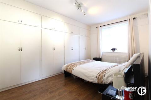 2 bedroom flat to rent, Canons Park Close, Edgware, HA8
