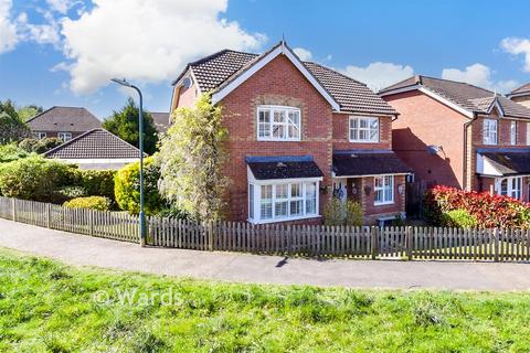 4 bedroom detached house for sale, Lockham Farm Avenue, Maidstone ME17