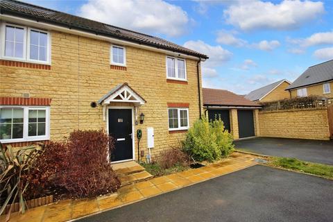 3 bedroom house to rent, Russet Drive, Bishops Cleeve, Cheltenham, GL52