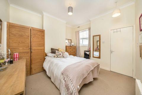1 bedroom flat to rent, Fontenoy Road, London SW12