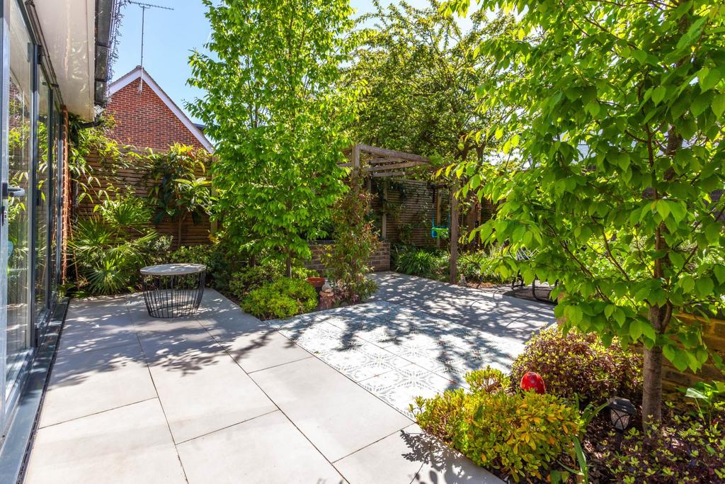 House in Reading - View 2