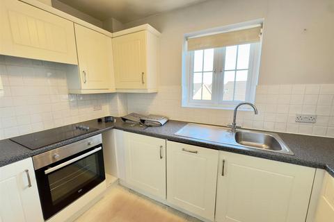 2 bedroom apartment for sale, Woodland Walk, Aldershot GU12