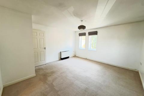 2 bedroom apartment for sale, Woodland Walk, Aldershot GU12