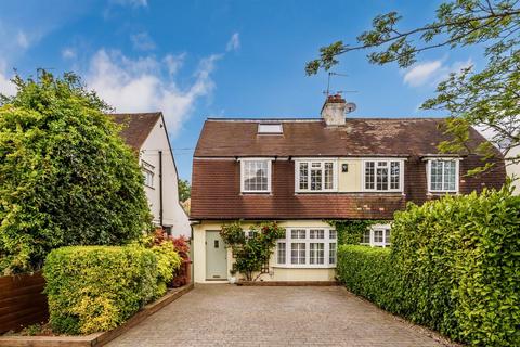 Ruden Way, Epsom Downs